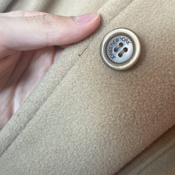 JONES NEW YORK WOMENSWEAR TAN COAT SIZE 10 - Picture 6 of 10